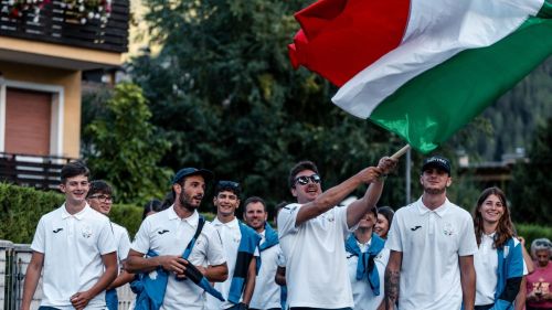 La cerimonia d'apertura a Malé col tricolore tra i 52 paesi del Mondiale: Il Trentino già guarda al futuro