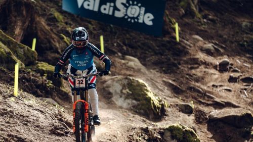 L'ultima gara di Eleonora Farina nel gran giorno del Downhill iridato: "Con questo pubblico emozione pura"