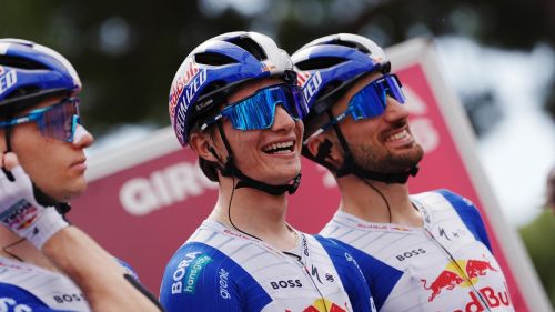 Che stoccata di Pellizzari per vincere il 98° Toscana! Brennan cala la cinquina da padrone degli sprint alla Vuelta