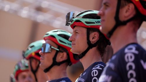 Mas todo rojo: Meraviglioso. Roglic: Più di così.... Gall firma con la Lidl-Trek salutando con due podi nei GT