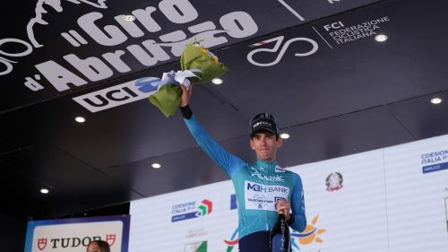 Fancellu leader al Giro d'Abruzzo, oggi l'unica chance per le ruote veloci. Van der Poel difende la maglia in Lussemburgo