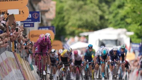 Non sarà questo l'ultimo Giro d'Italia per Damiano Caruso: ufficiale il rinnovo con la Bahrain-Victorious