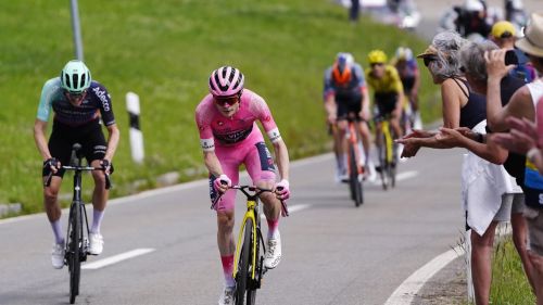 Vingegaard chiude da fenomeno, &egrave; cinquina a Piancavallo per il suo primo Giro: Gall e Hindley sul podio finale