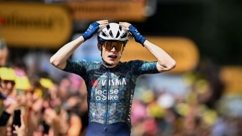 Girmay spaziale, tripletta da sogno al Tour! Roglic