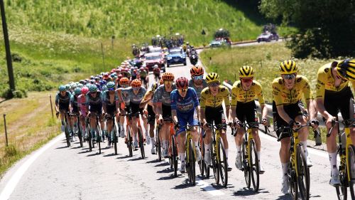 In Svizzera per la ripartenza del Giro d'Italia: Carì è un'erta tosta, missione tappa e maglia azzurra per Ciccone