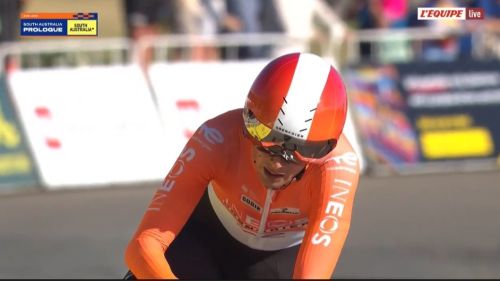 Il World Tour si apre nel segno dei britannici: Watson beffa Vernon nel prologo del Tour Down Under