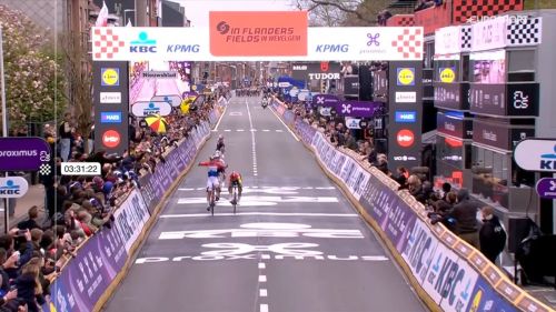 Fa tutto... Wiebes! Tris a Wevelgem da fuoriclasse, battute Moors e Swinkels con Gasparrini gran 5^