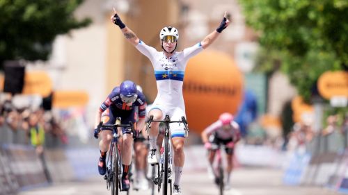 Ancora Wiebes al Giro Women! Sprint regale su Vos a Monselice, perde tanto terreno Sarah Gigante