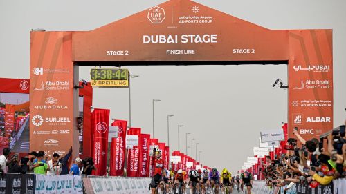 Wiebes è semplicemente imbattibile, bis all'UAE Tour. August anticipa Girmay e il gruppo alla Valenciana